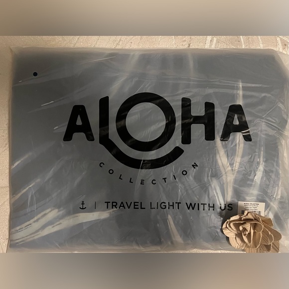 Aloha Collection Day Tripper - Picture 3 of 4